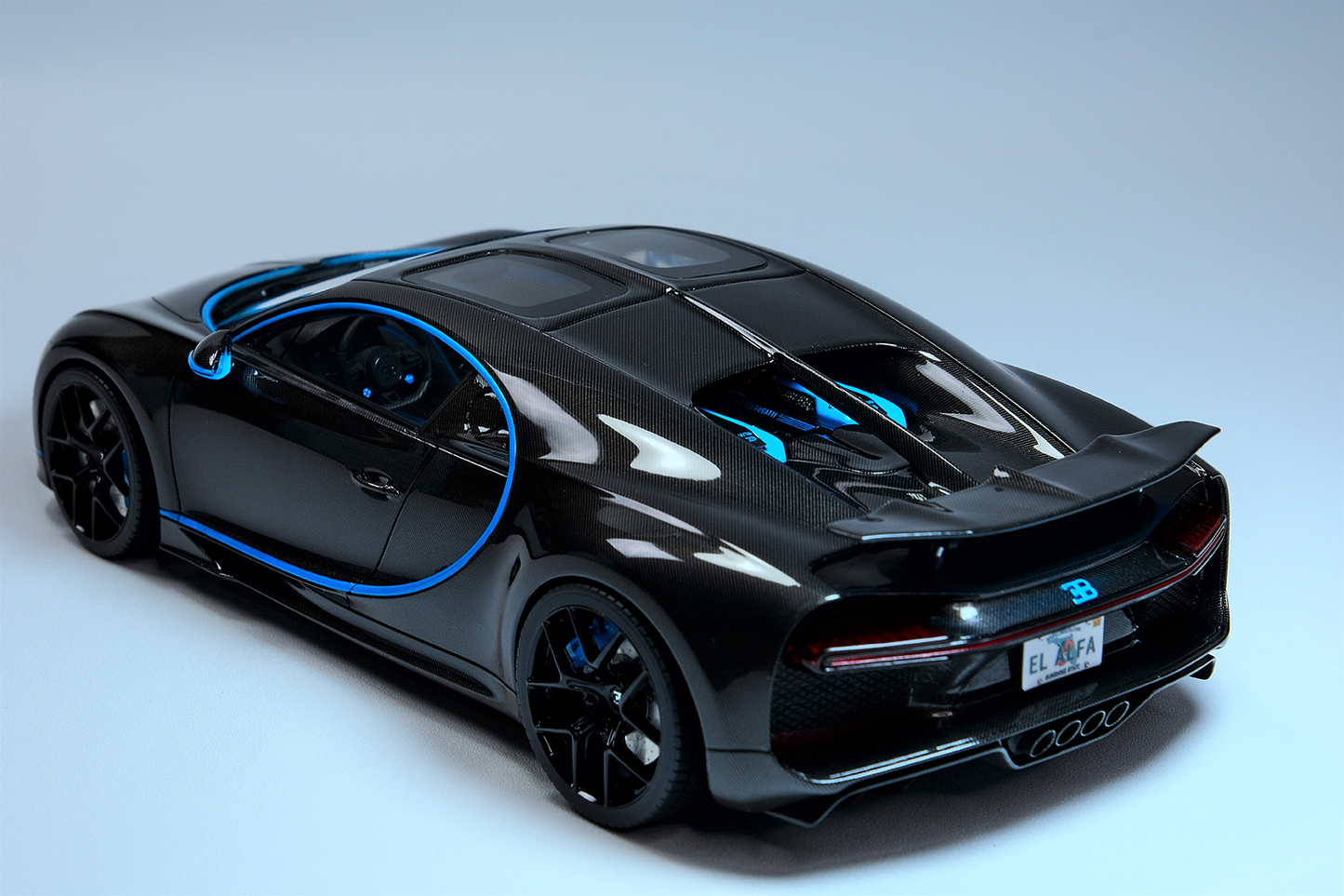 Bugatti Chiron Sport Full Carbon Jacket CLEAR